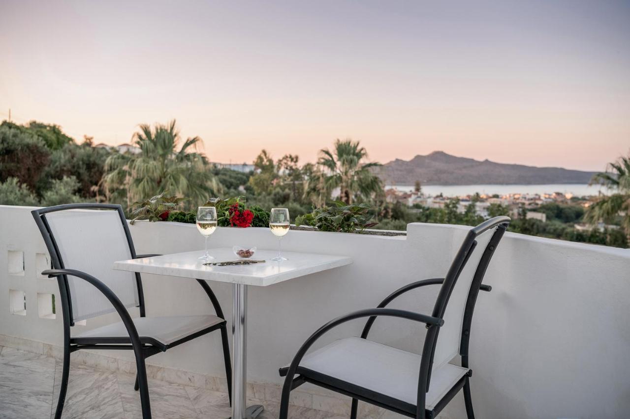 Villa Life Agia Marina Eksteriør bilde