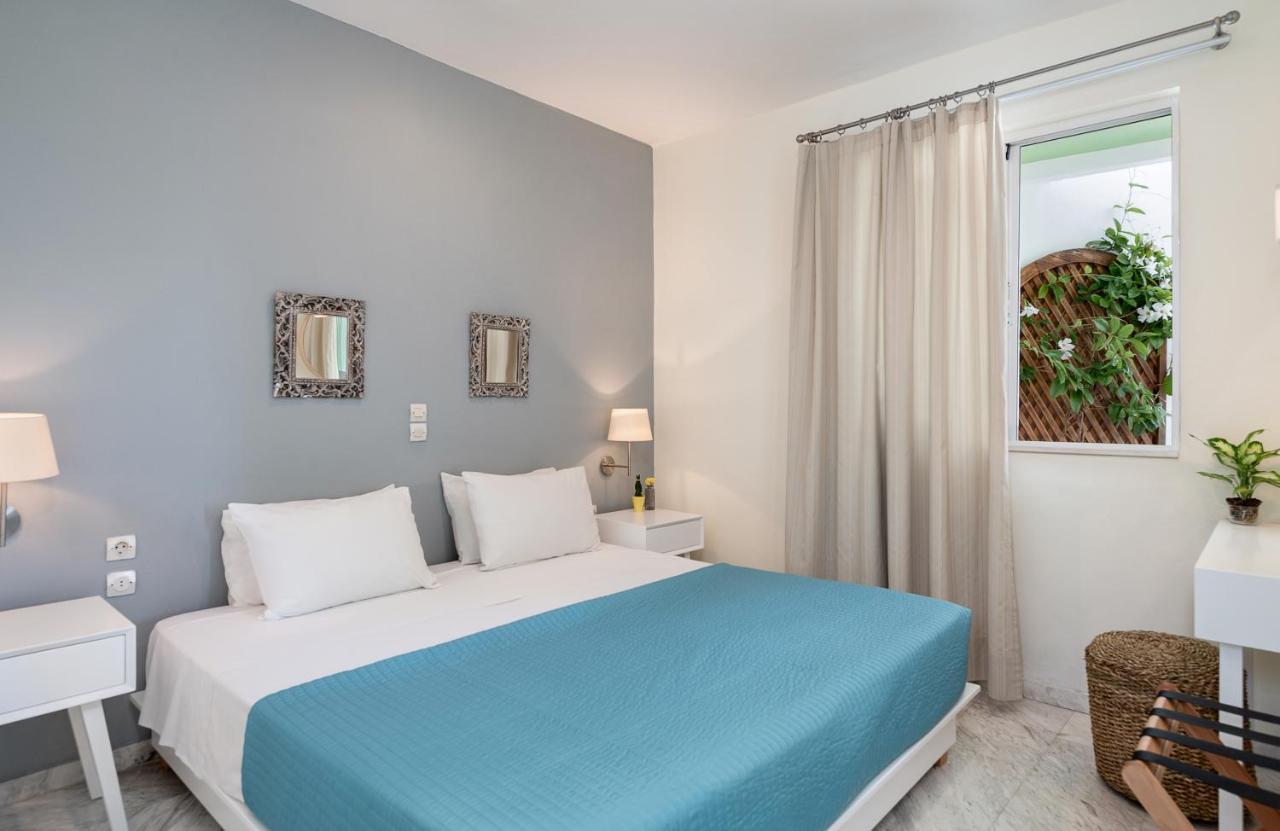 Villa Life Agia Marina Eksteriør bilde