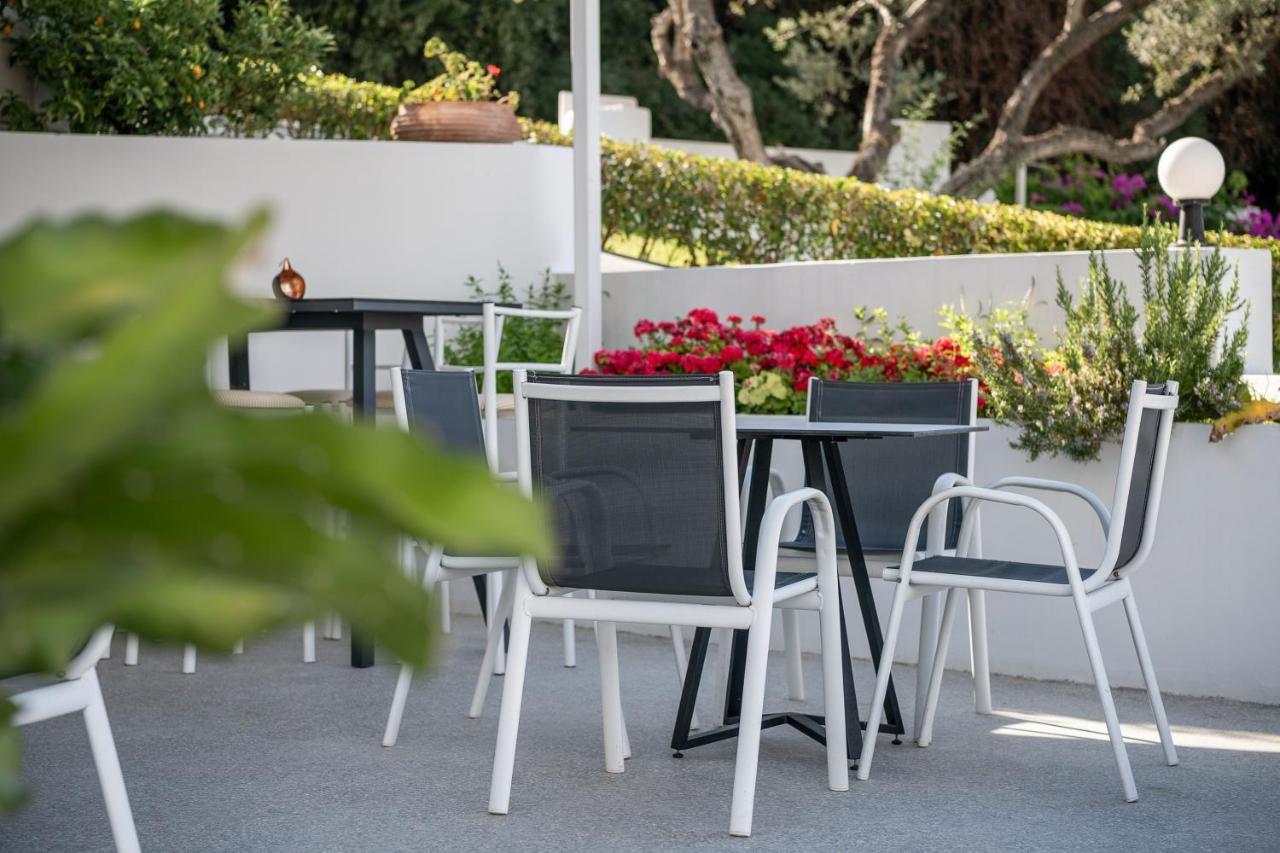 Villa Life Agia Marina Eksteriør bilde