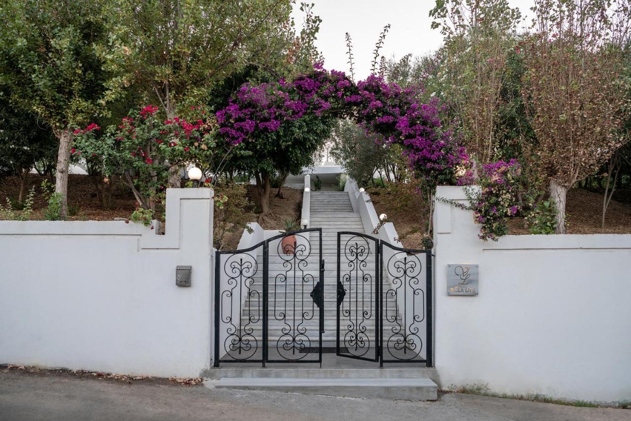 Villa Life Agia Marina Eksteriør bilde