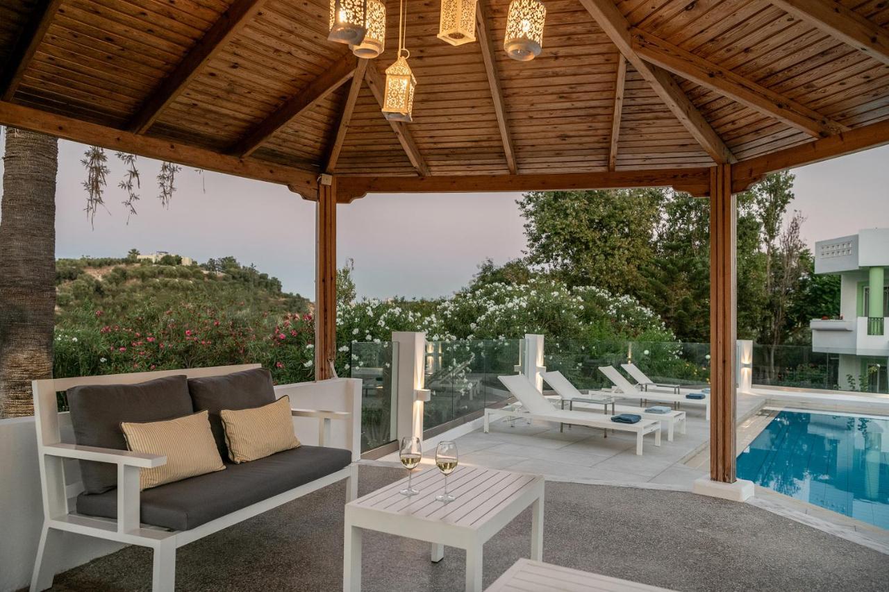 Villa Life Agia Marina Eksteriør bilde