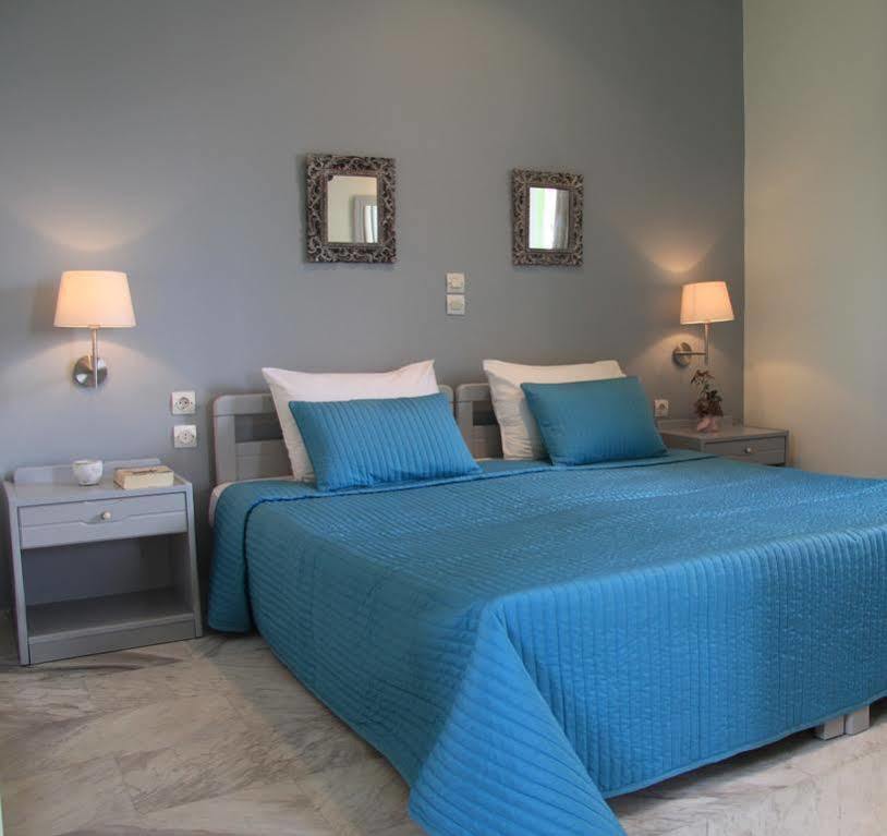 Villa Life Agia Marina Eksteriør bilde